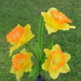 LED Daffodil Flower Stake Light Solar Energy Rechargeable for Outdoor Garden (Color: Yellow)